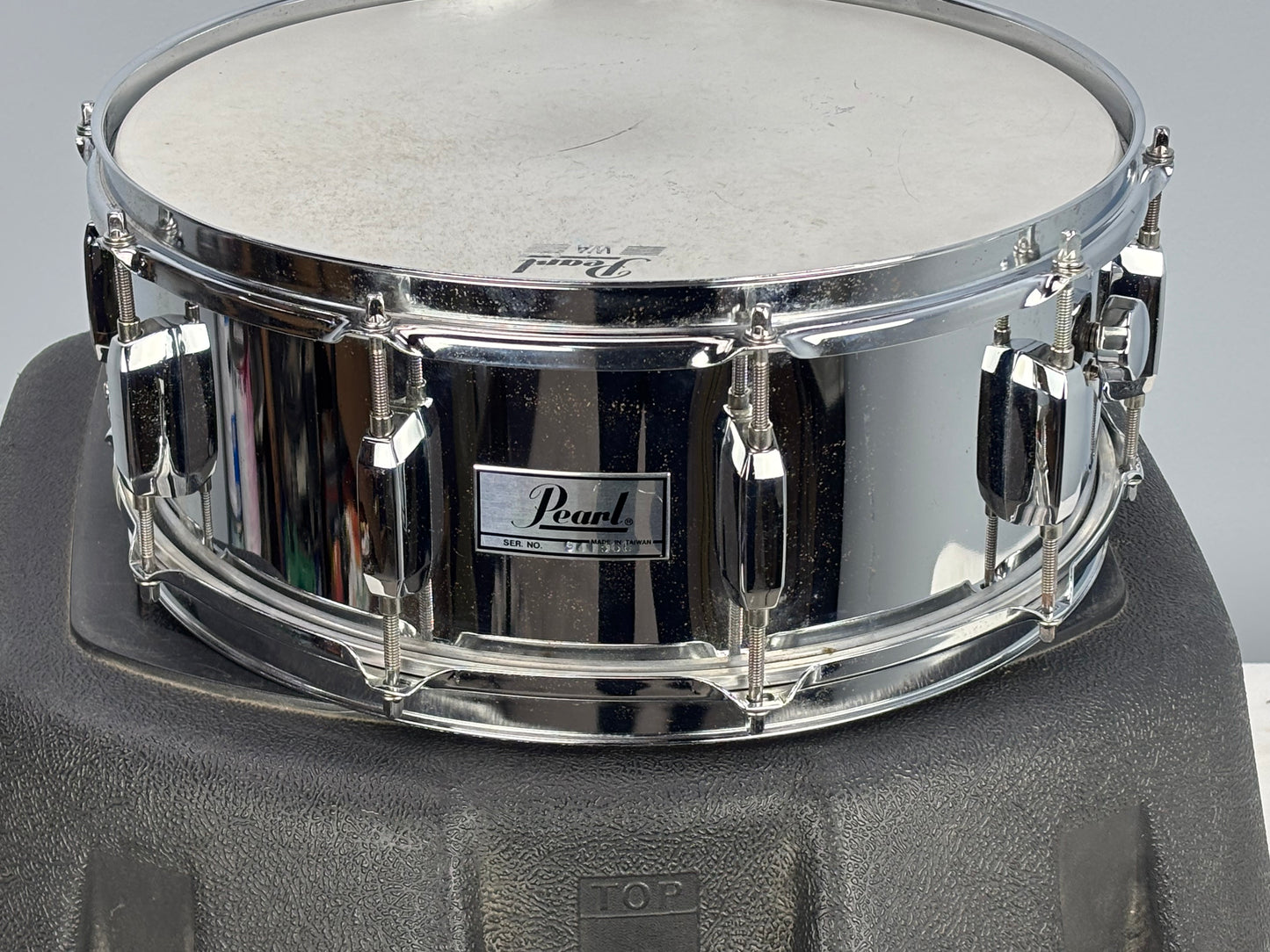 Pearl Student Drum Package with Hard Case & Stand