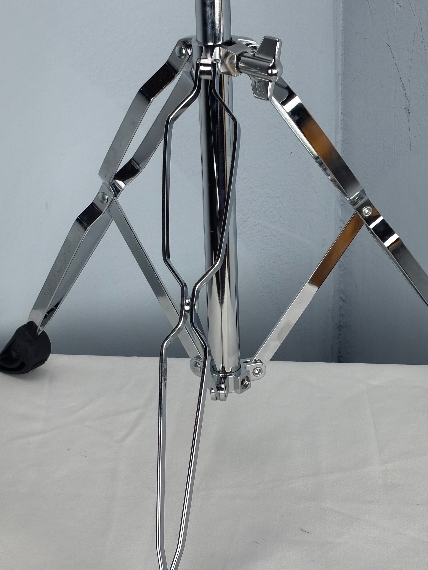 Wuhan 20-inch China Cymbal with SPL Boom Stand