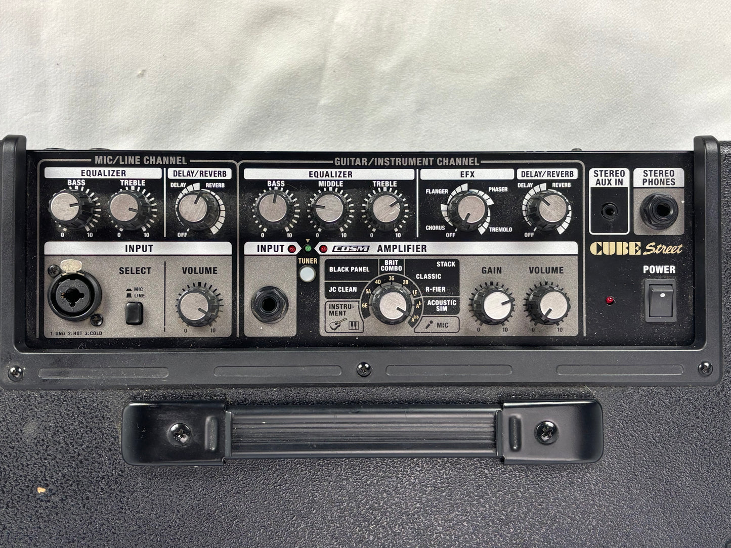 Roland Cube Street Amp in Excellent Condition