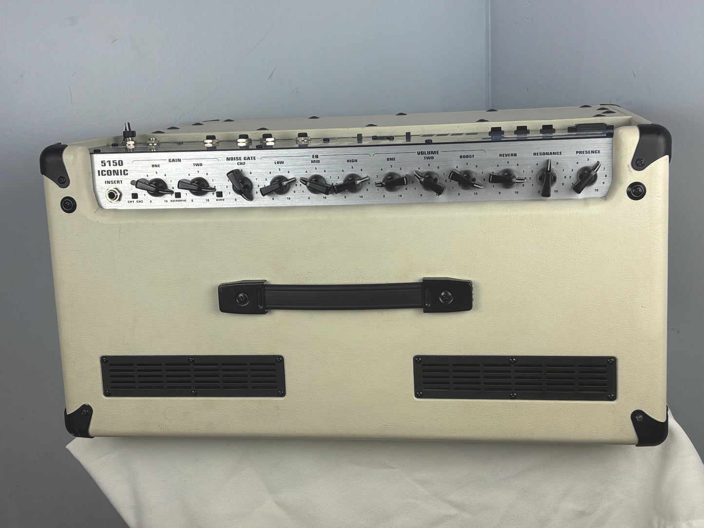 EVH 5150 Iconic Series 2-Channel 40-Watt 1x12" Guitar Combo - Ivory