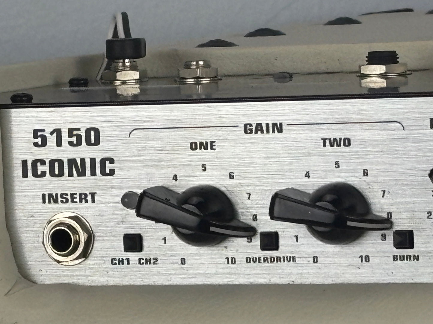 EVH 5150 Iconic Series 2-Channel 40-Watt 1x12" Guitar Combo - Ivory