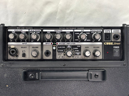 Roland Cube Street Amp in Excellent Condition