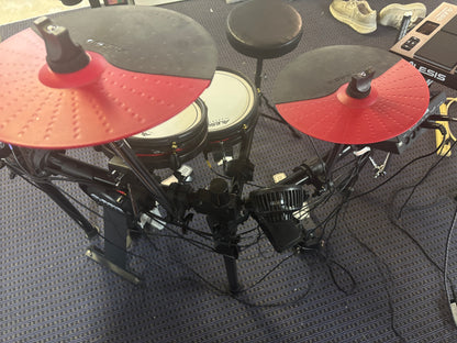 Alesis Command Mesh Electronic Drum Set with Alesis Sample Pad 4