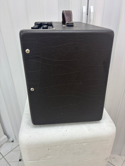 Fender Acoustic Junior 100-watt 1 x 8-inch Acoustic Guitar Amplifier Mint Condition