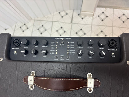 Fender Acoustic Junior 100-watt 1 x 8-inch Acoustic Guitar Amplifier Mint Condition