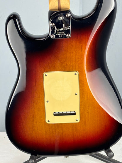 Fender Stratocaster - Made in USA - 2005 - Tobacco Burst - Mint Condition!