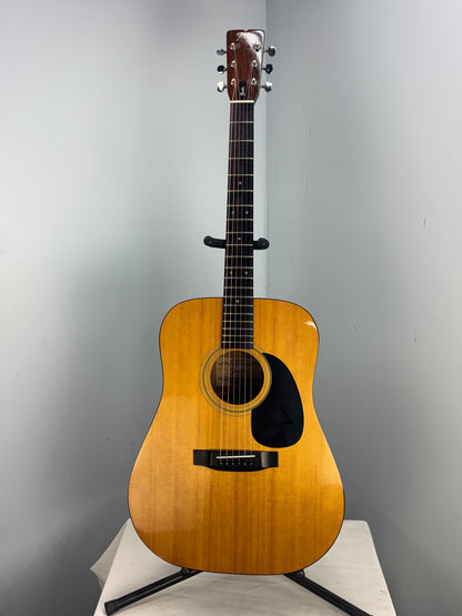 Fender Vintage Fender F3 - Natural - In Very Good Condition