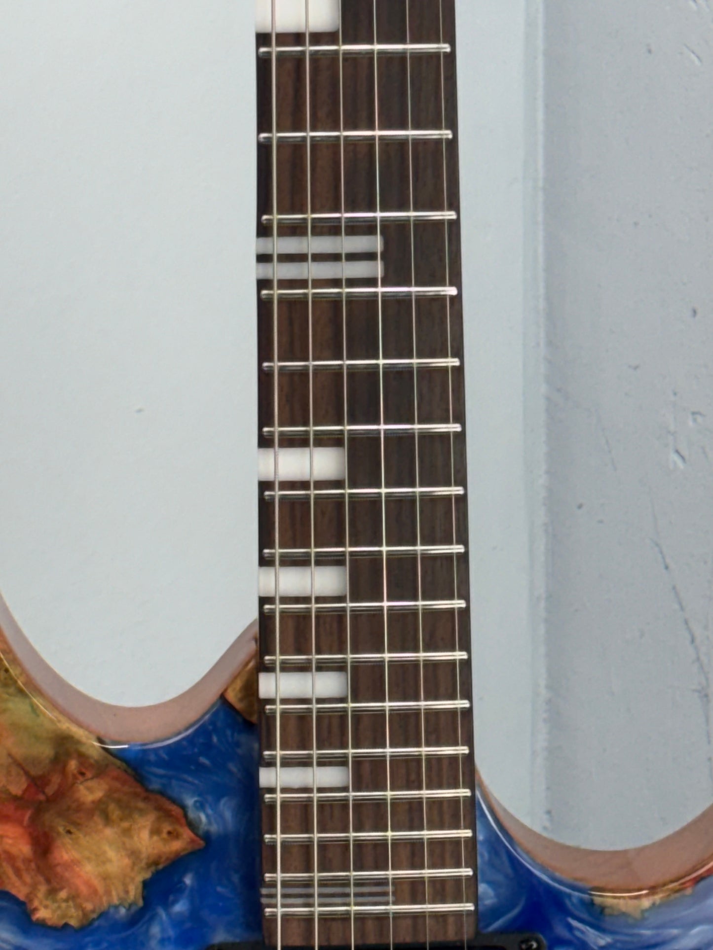 Leo James Tempest - Gloss Burl Top - Excellent Condition