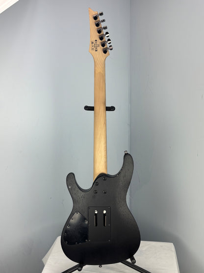 Ibanez S520-WK Standard with Mahogany Body, Rosewood Fretboard - Weathered Black