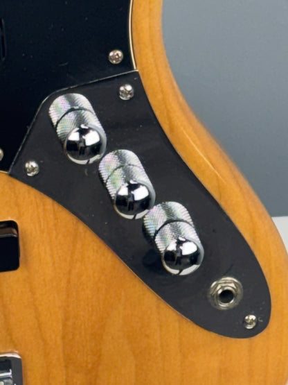 Squier Vintage Modified Jazz Bass V – Natural – Maple Block Inlays – Excellent