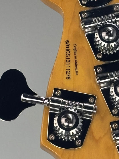 Squier Vintage Modified Jazz Bass V – Natural – Maple Block Inlays – Excellent