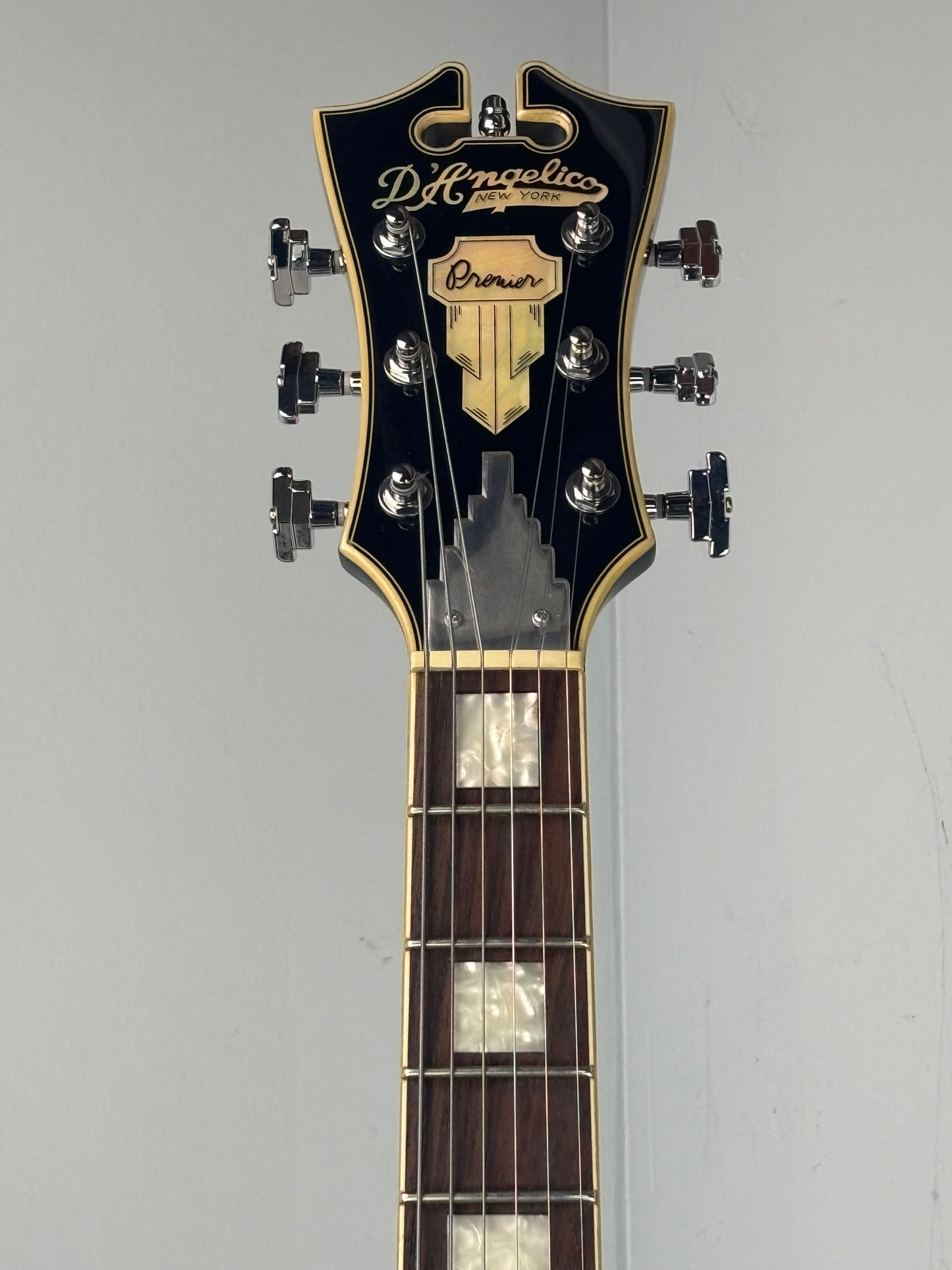 D’Angelico Premier USA DC Semi-Hollow – Black – Original Case – 2017