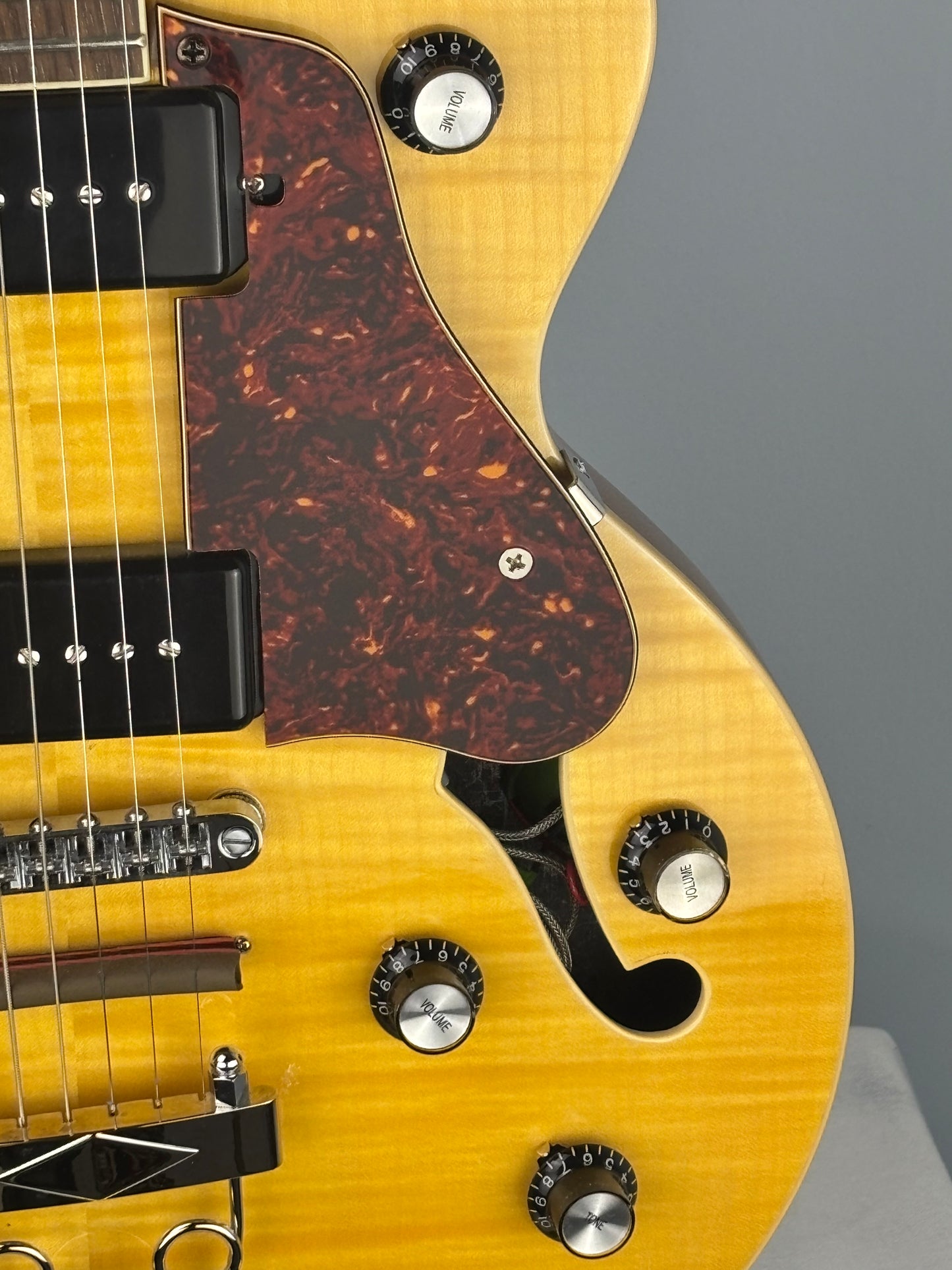 Epiphone Wildkat Semi-Hollow Electric Guitar – Antique Natural – Excellent