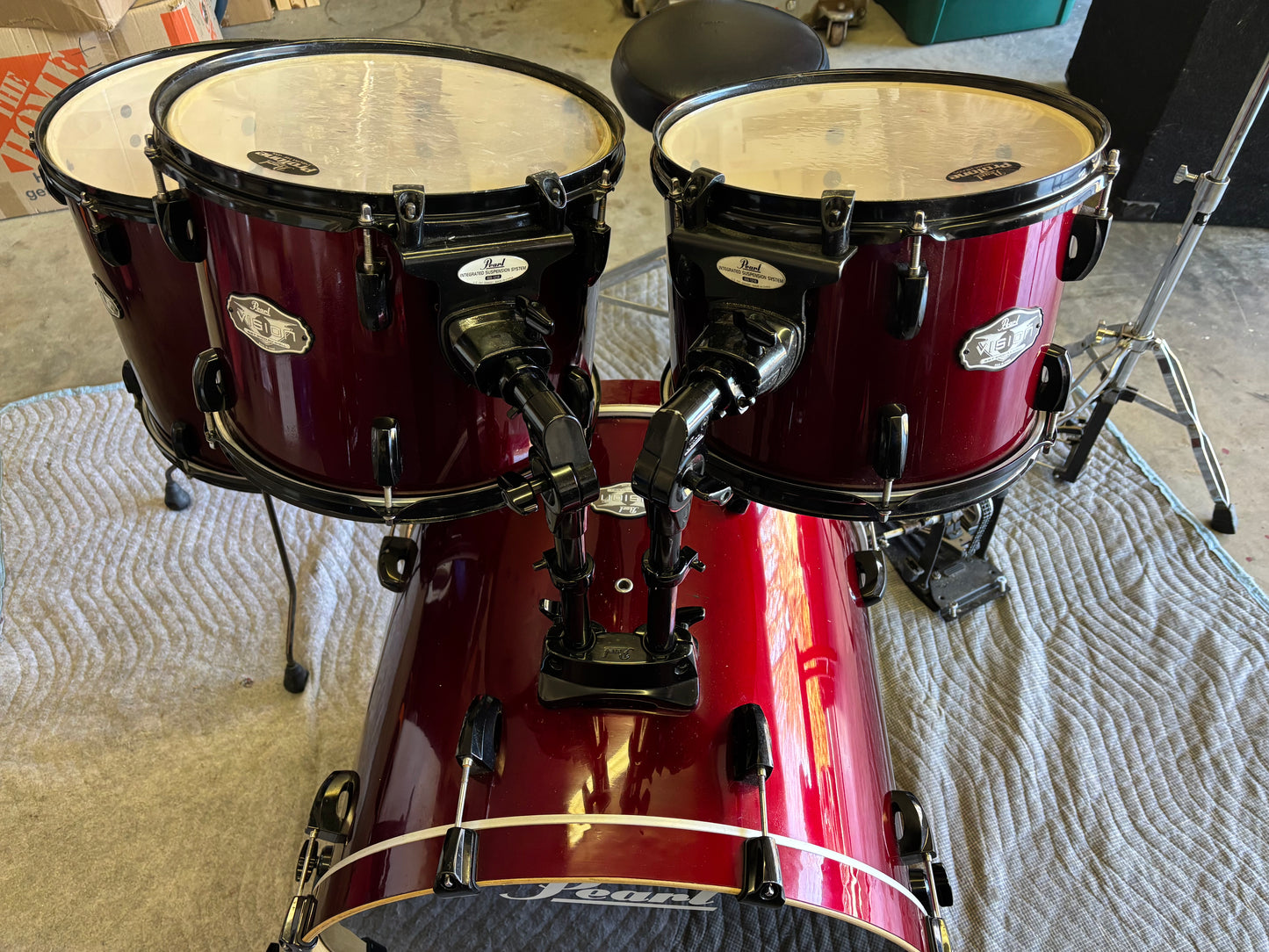Pearl Vision 4-Piece Drum Kit – Red Lacquer – Excellent Condition – Extras Included