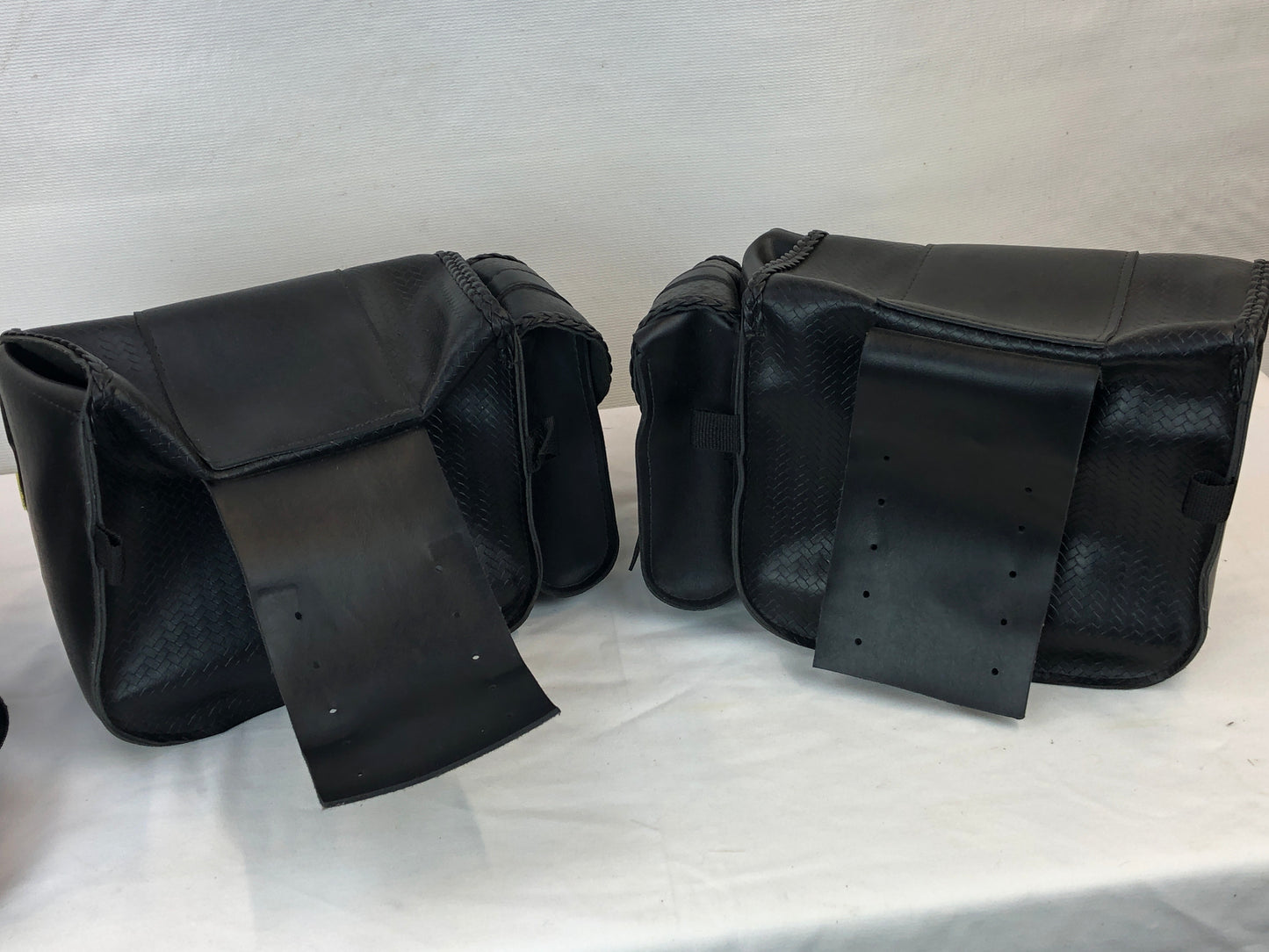 Willie & Max Leather Saddle Bags with Handle Bar Accessory Bag